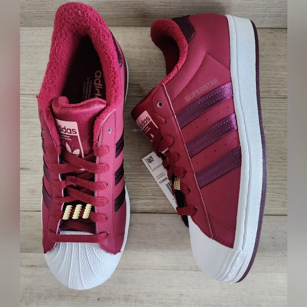 NEW Adidas Originals Superstar Womens Size 8.5 Shoes Stripes